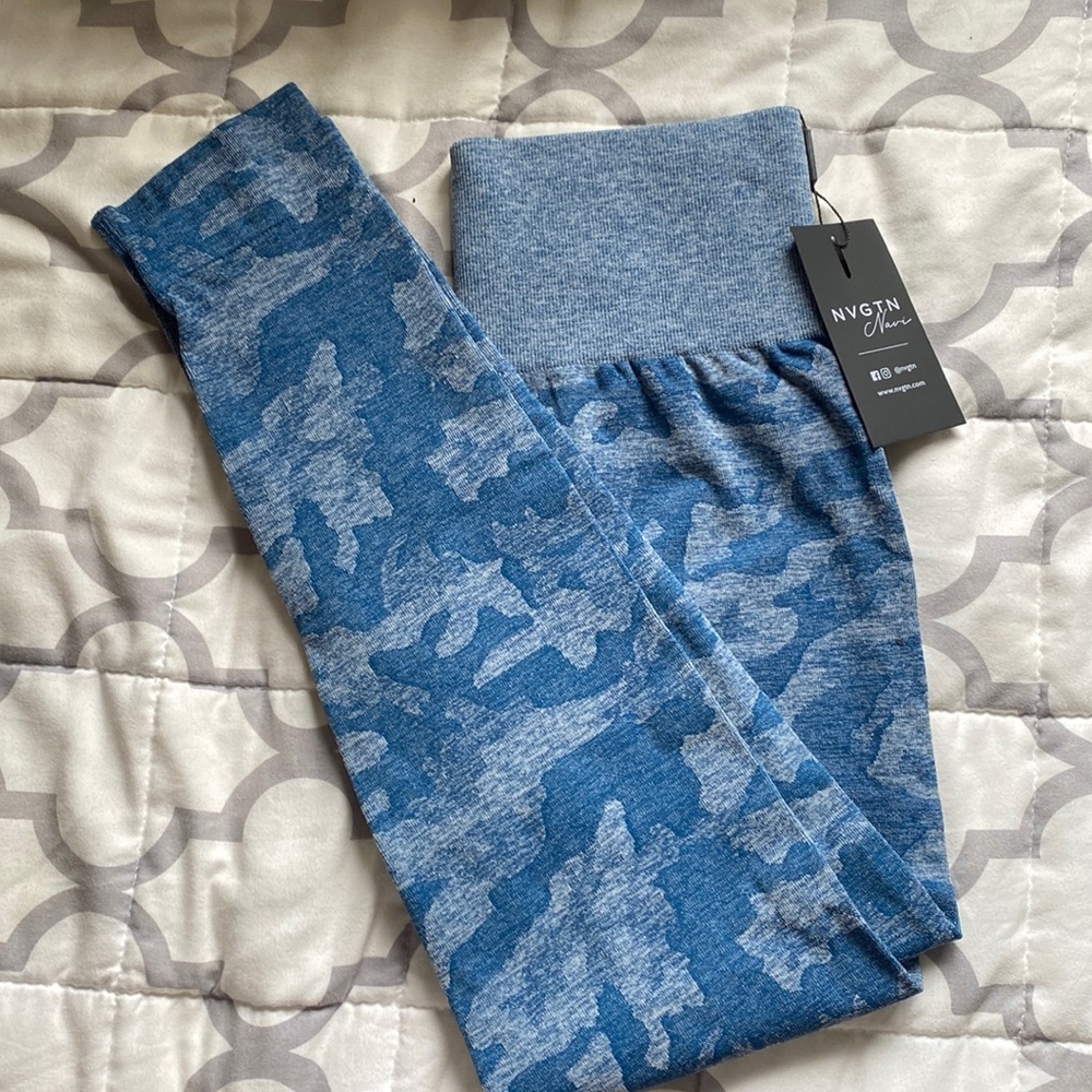NWT NVGTN camo leggings size M